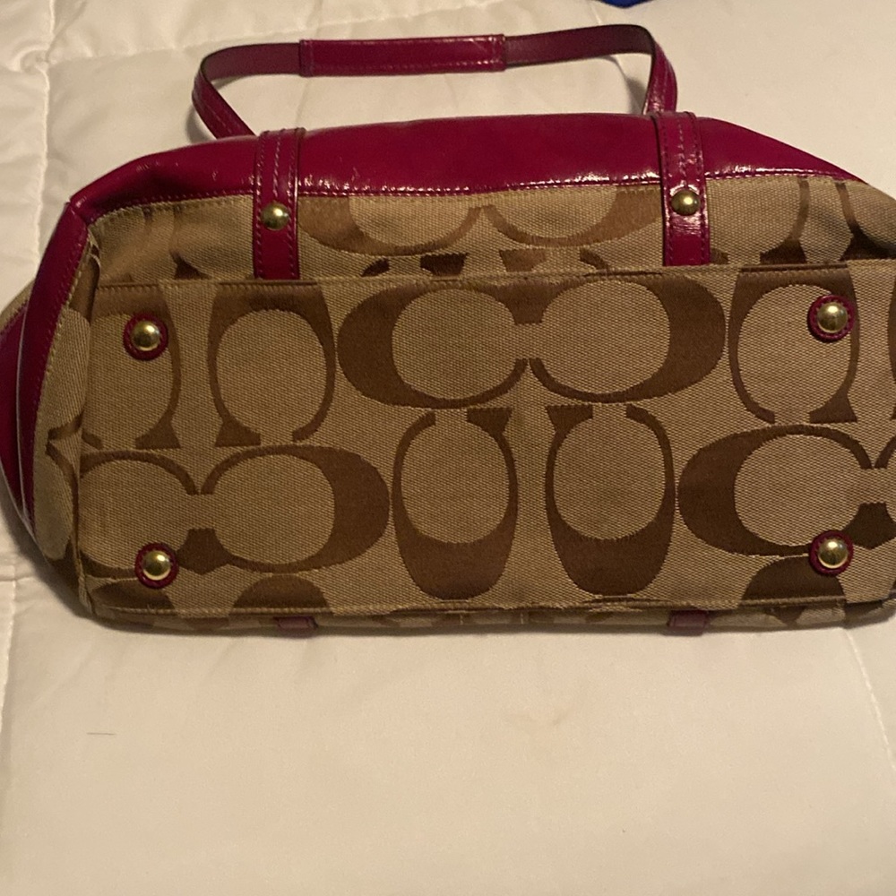 Coach purse - Picture 5 of 5
